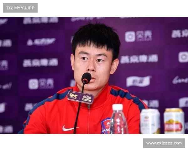 中超帅气球员大揭秘 揭开他们逆天颜值的秘密与魅力源泉 中超帅气球员大揭秘 揭开他们逆天颜值的秘密与魅力源泉